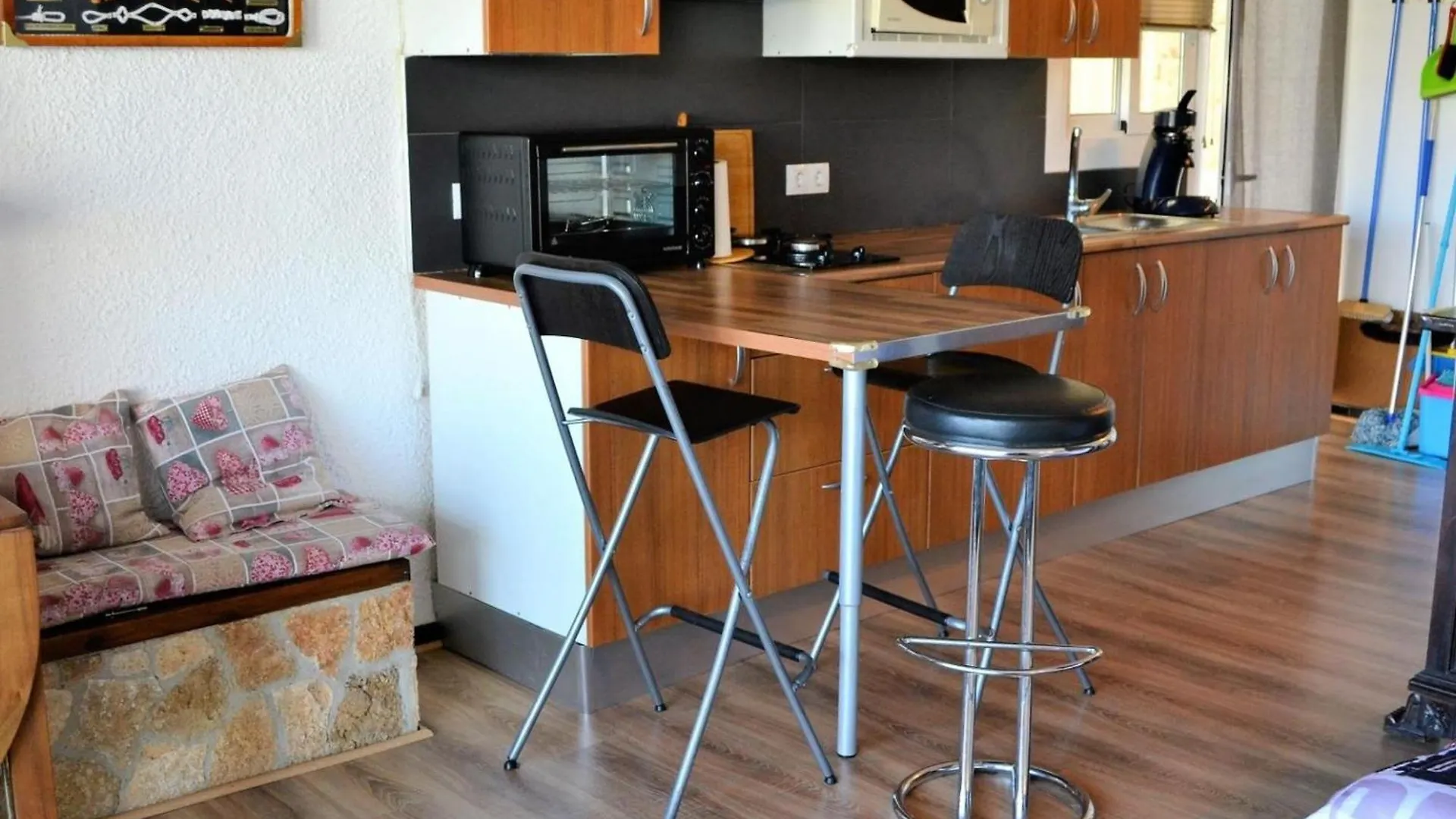Apartamento En Llanca Con Gran Terraza, Admite Mascotas, Cerca De La Playa - Es-170-7 Spain